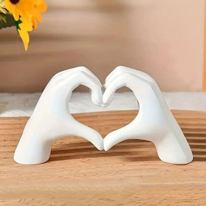 Amor Aura Sculpture image 3
