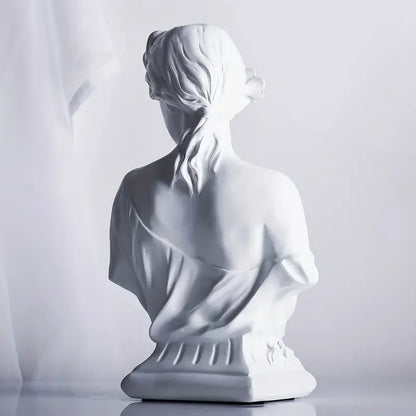 Venus Aura Statue image 4