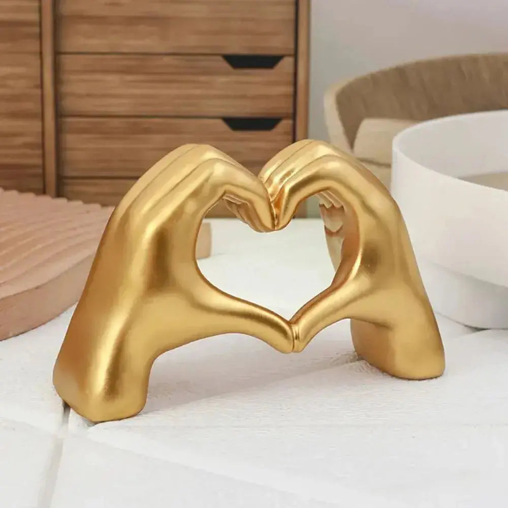 Amor Aura Sculpture image 5